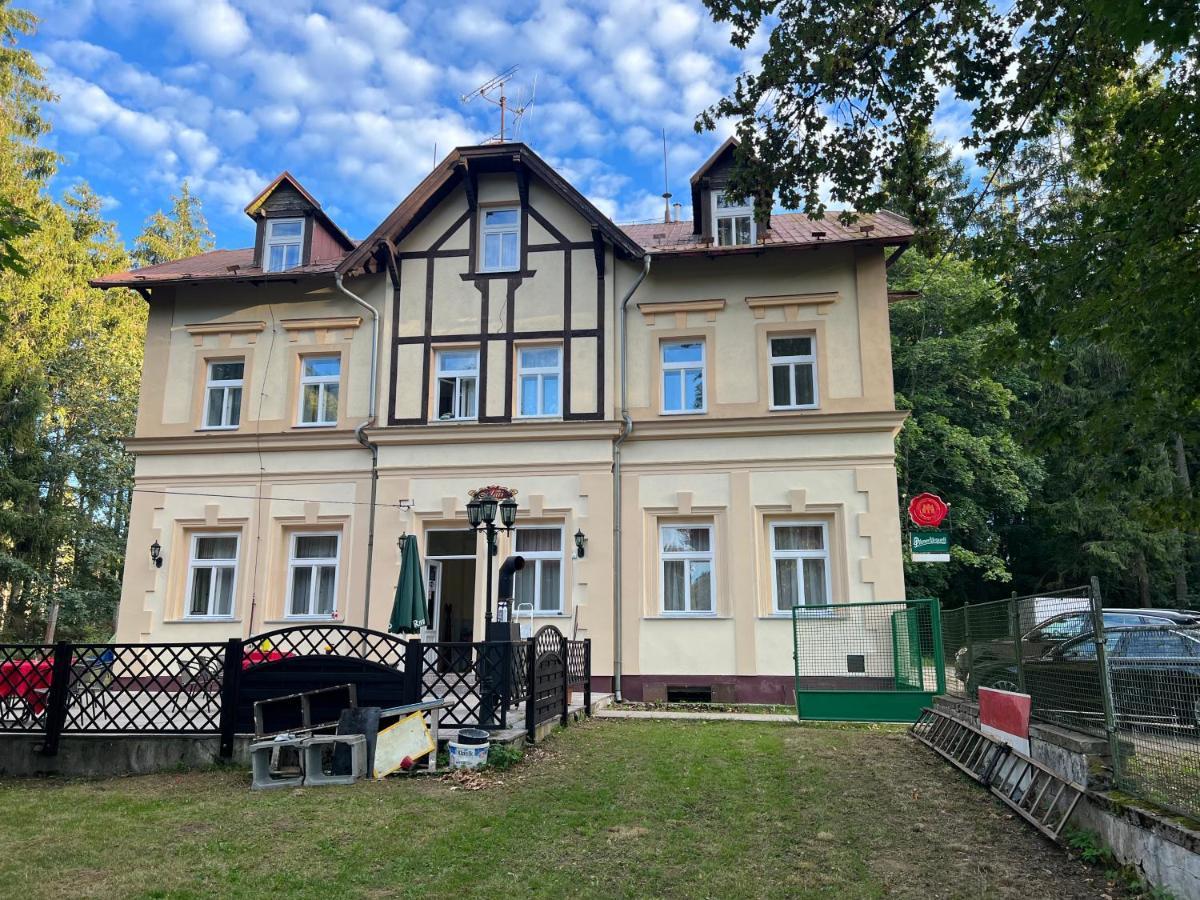 Villa Berolina Marianske Lazne Exterior photo